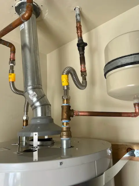 Water heater installation and plumbing repair in New Castle